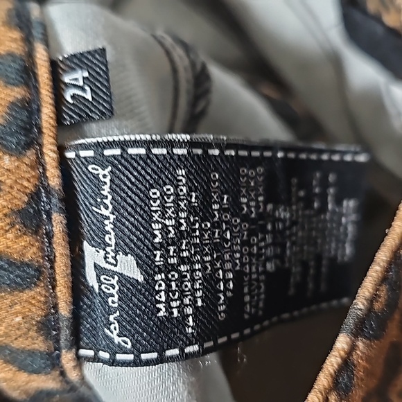 7 For All Mankind Animal Print Raw Hem Flare‎ Jeans Size 24 - Picture 5 of 7